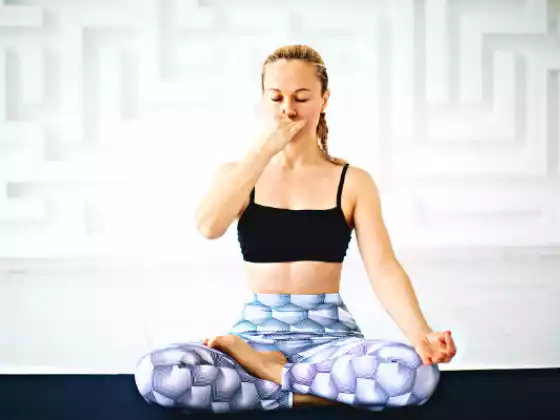 Prática de Pranayama e Meditação