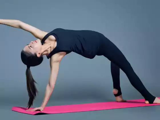 與 Nancy Stevens 一起為 The Wellness Universe 打造充滿活力的幸福感