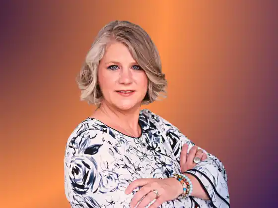 Leanne Holitza,
Spirituality, Spirituality, Spirituality, Spirituality, Spirituality, Spirituality, Spirituality, Career Development, Health & Wellness, Health & Wellness, Health & Wellness, Spirituality, Career Development, Health & Wellness, Health & Wellness
Expert at Spring Into Soul: Um Simpósio Mente-Corpo-Espírito